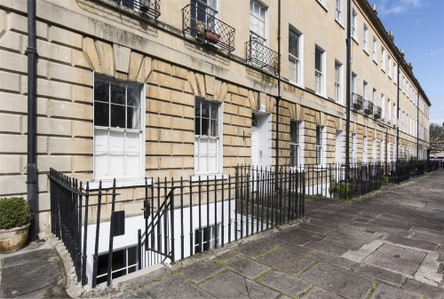 Garden Apartment, Green Park, Bath - Photo 1