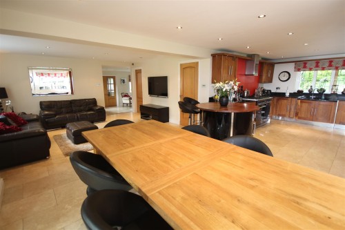 New Bath Road, Twyford, Reading - Photo 17