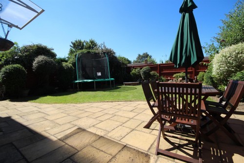 Broadwater Road, Twyford - Photo 12