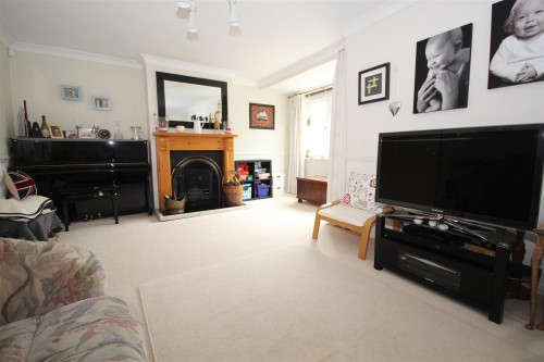 Broadwater Road, Twyford - Photo 5