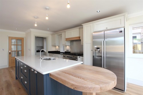 Strathmore Drive, Charvil, Reading - Photo 11