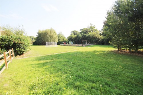 Cotterell Gardens, Twyford, Reading - Photo 16