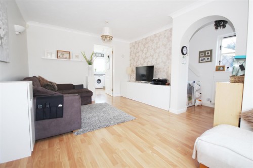 Cotterell Gardens, Twyford, Reading - Photo 3