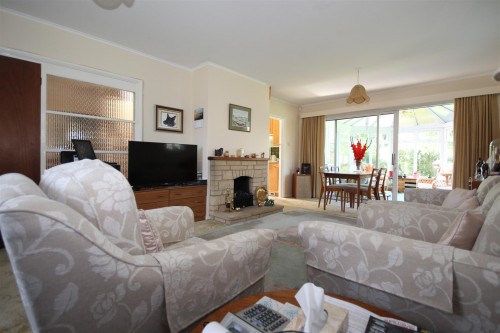 Strathmore Drive, Charvil, Reading - Photo 2