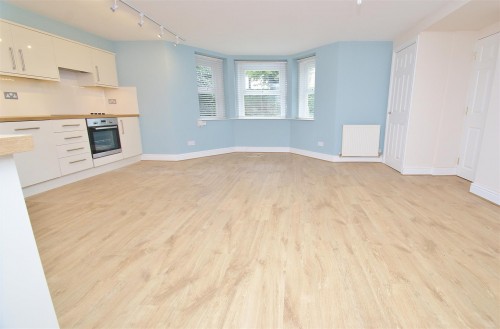 Upper Oldfield Park, Bath - Photo 1