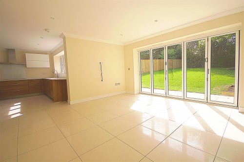 Winchcombe Road, Twyford, Reading - Photo 4