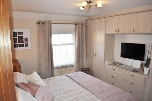 High Street, Twyford, Reading - Photo 9