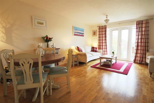 Saunders Close, Twyford, Reading - Photo 2