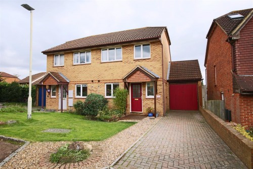 Saunders Close, Twyford, Reading - Photo 10