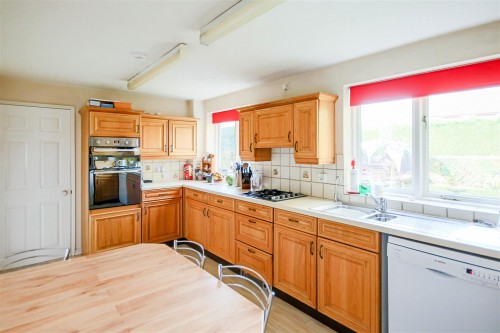 Thornbers Way, Charvil, Reading - Photo 7