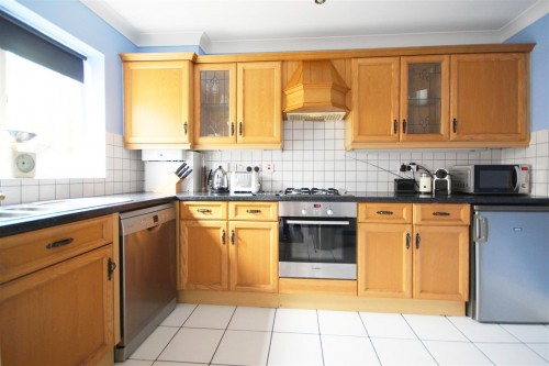 Old Mill Court, Twyford, Reading - Photo 6