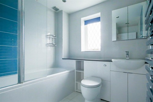 Yewhurst Close, Twyford, Reading - Photo 9